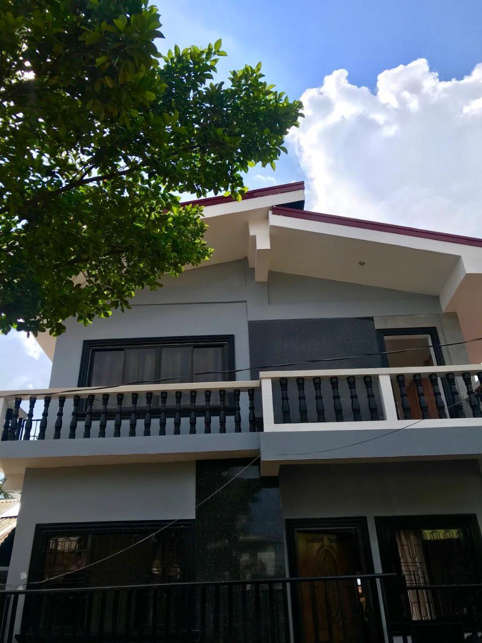 Bangles Homestay Coron Exterior foto